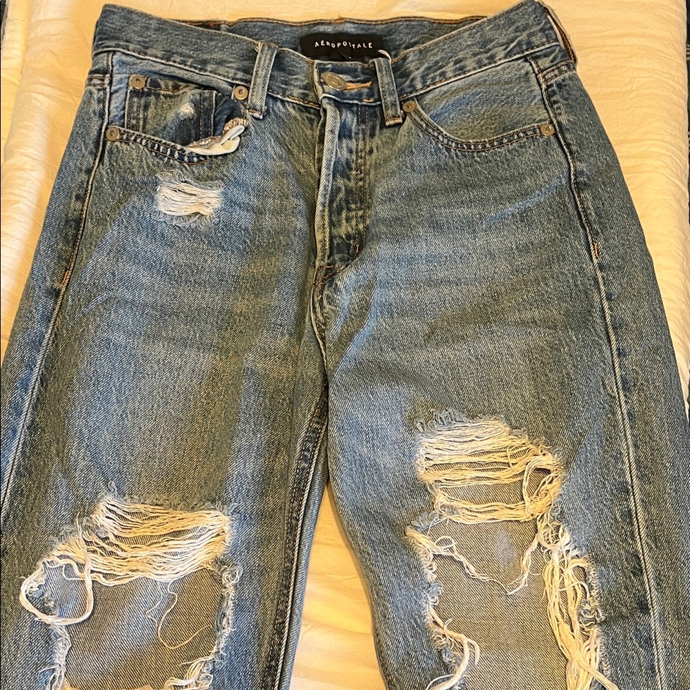 Aeropostale Women’s Light Blue Ripped Jeans